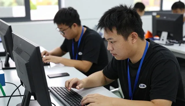 教学资源开发解决教育科技中的常见需求